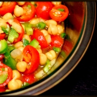 Chickpeas and Cherry Tomatoes Salad