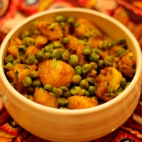 Sukha Aloo Matar | Dry Potato and Peas Curry