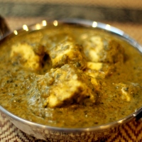 Saag Paneer | Creamy Spinach and Paneer Curry